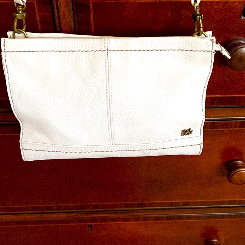 🌿 the Sak  Iris crossbody Demi clutch
